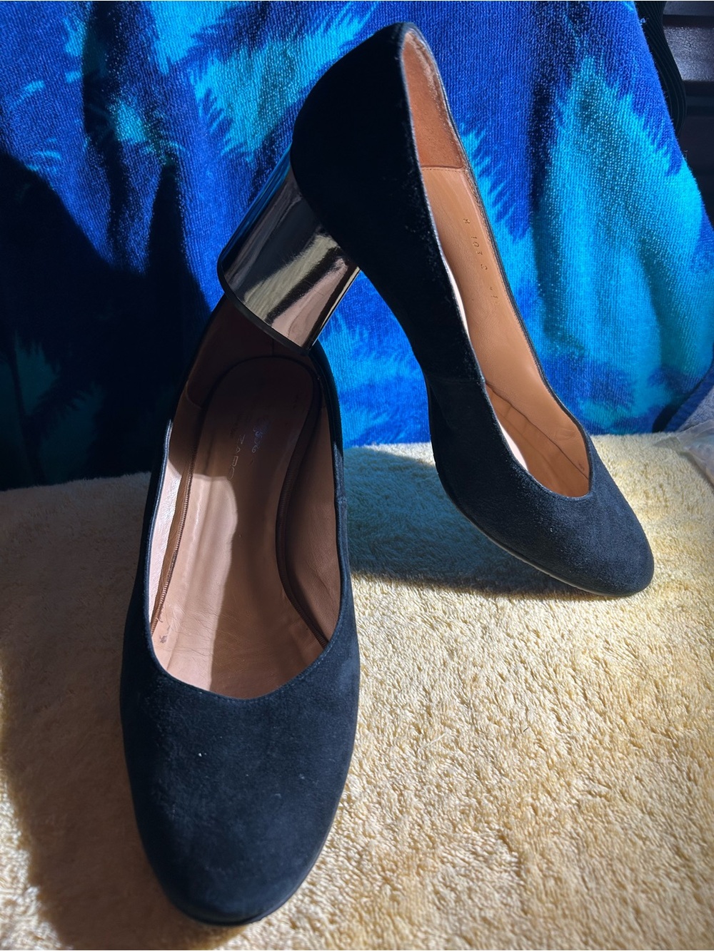 Brenda Zaro Womens Black Suede Block Heel Pumps with Metallic Heels size 41 1/2